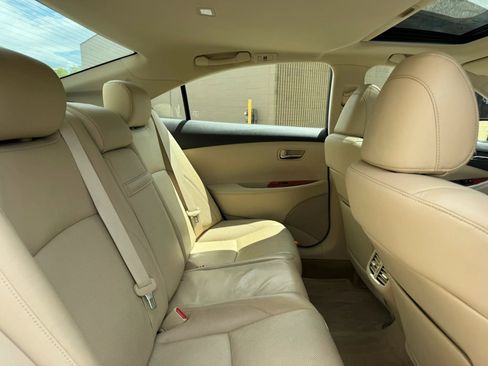 Used 2011 Lexus ES 350 FWD image 31