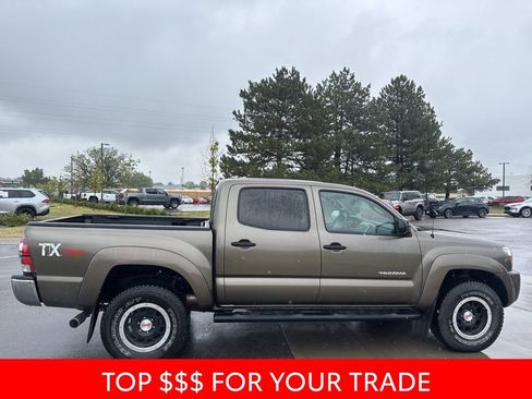 Used 2011 Toyota Tacoma 4x4 Double Cab w/ TRD Off-Road Pkg w/JBL Audio image 2