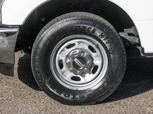 Used 2018 Ford F350 XL w/ Power Equipment Group image 33