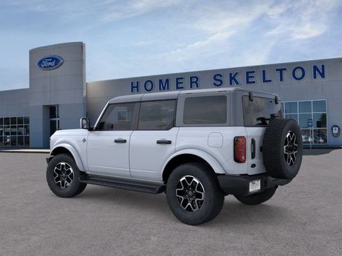 New 2026 Ford Bronco Outer Banks AWD/4WD image 4