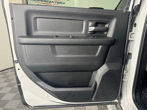 Used 2018 RAM 2500 Tradesman w/ Chrome Appearance Group AWD/4WD image 27