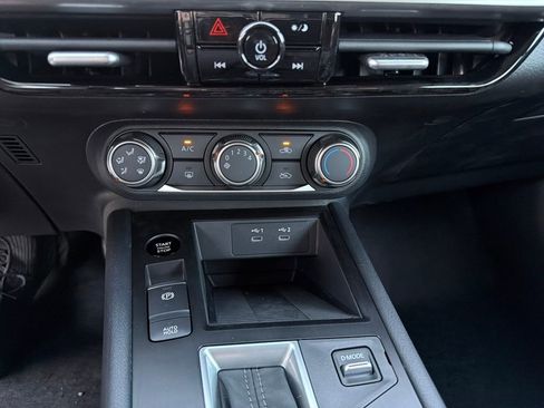 New 2026 Nissan Kicks S image 24