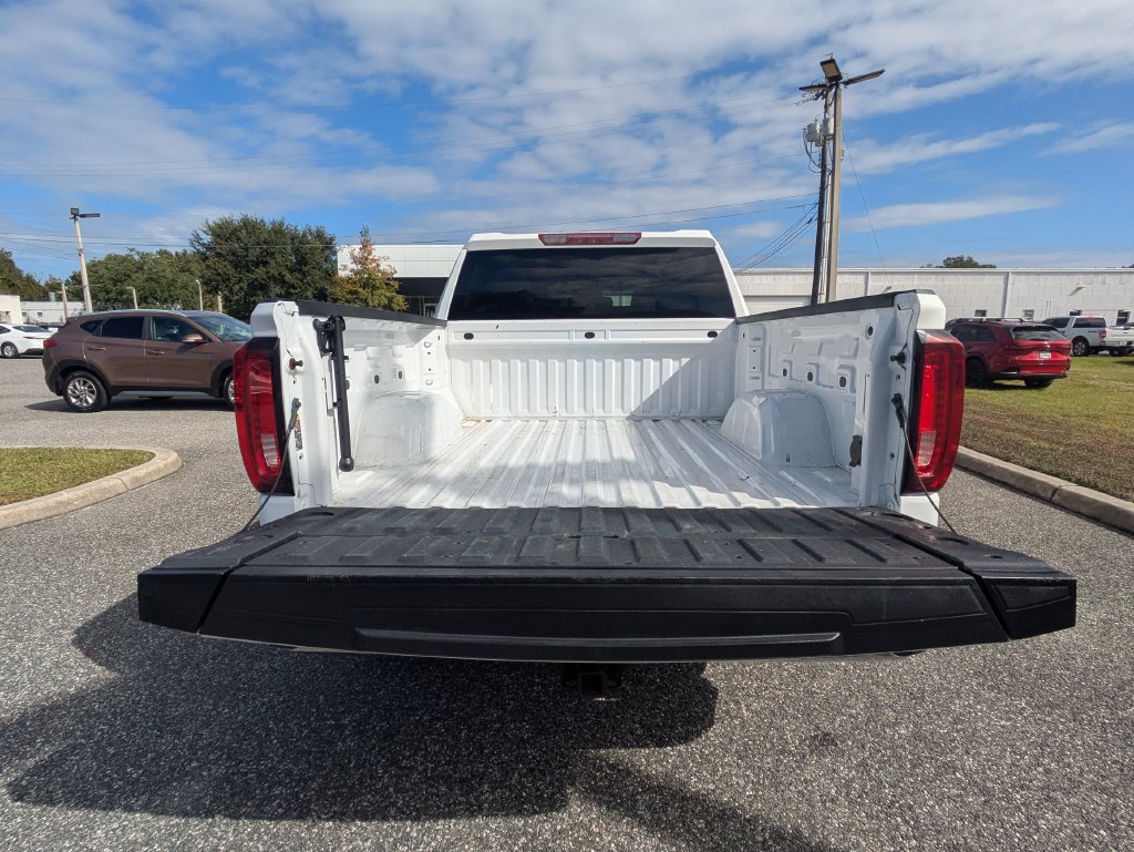 Used 2025 GMC Sierra 1500 SLT RWD image 14