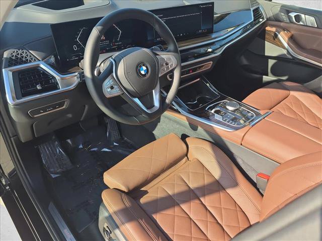 Used 2026 BMW X7 xDrive40i w/ Premium Package AWD/4WD image 11