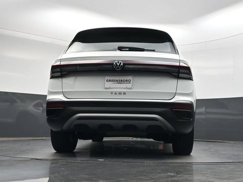 Used 2025 Volkswagen Taos S FWD image 33