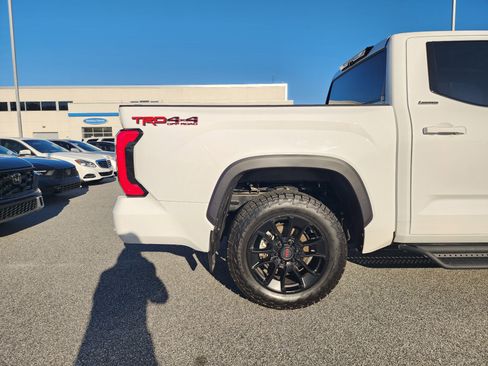 Used 2024 Toyota Tundra Limited w/ TRD Off-Road Package image 12