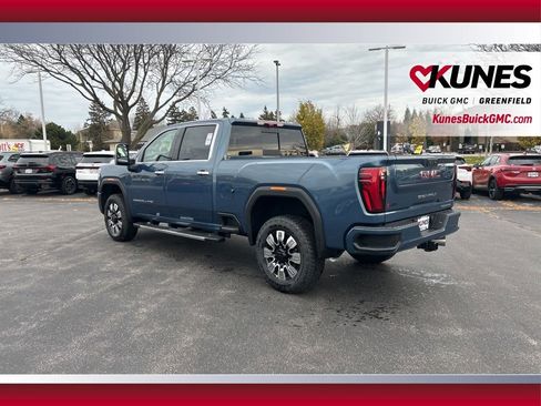 New 2026 GMC Sierra 3500 Denali w/ Denali Reserve Package image 9