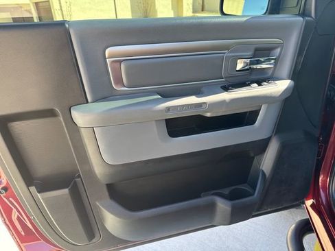 Used 2019 RAM 1500 Express w/ Express Value Package image 10