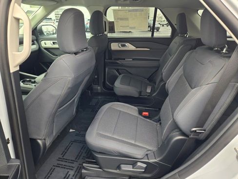New 2026 Ford Explorer Active image 19