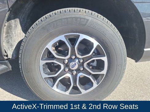 Used 2024 Ford Expedition Max XLT image 21