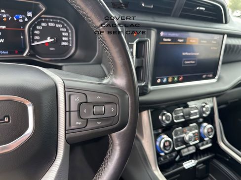 Used 2021 GMC Yukon Denali image 37