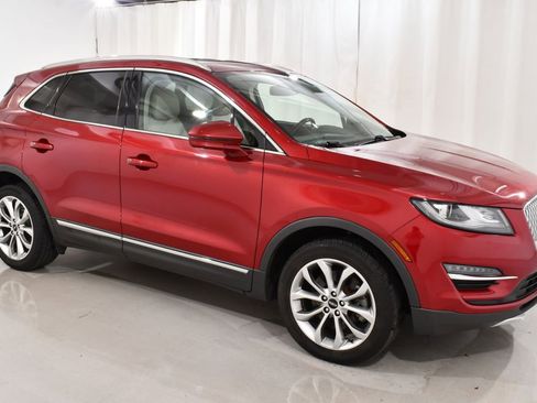 Used 2019 Lincoln MKC Select w/ Select Plus Package AWD/4WD image 5