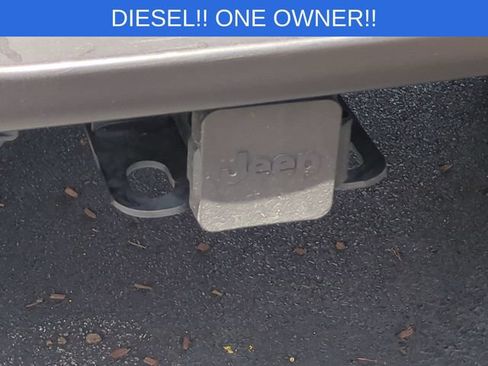 Used 2021 Jeep Wrangler Unlimited Rubicon AWD/4WD image 32