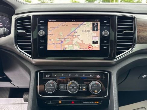 Used 2019 Volkswagen Atlas SEL Premium AWD/4WD image 32