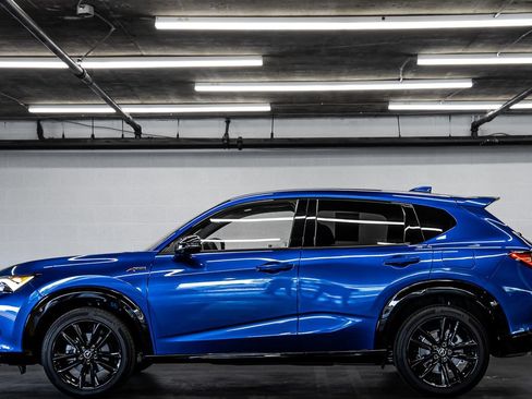 Certified 2025 Acura ADX A-Spec AWD/4WD image 2