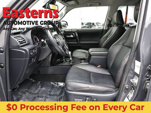 Used 2024 Toyota 4Runner TRD Off-Road Premium AWD/4WD image 14