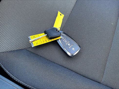 Used 2024 Ford Maverick XL image 38