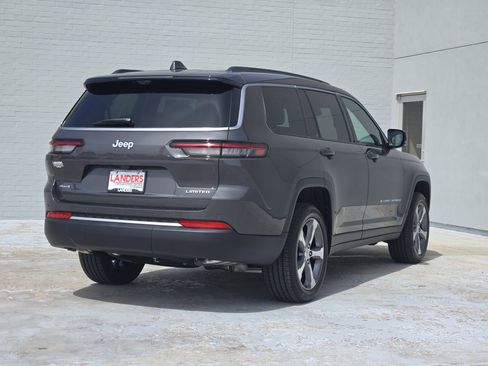 New 2026 Jeep Grand Cherokee L Limited w/ Luxury Tech Group II AWD/4WD image 4