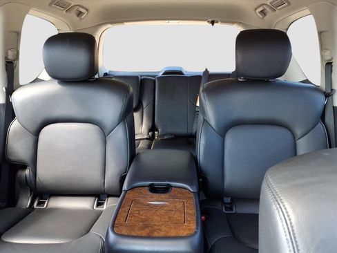 Used 2024 Nissan Armada SL w/ Captain's Chairs Package image 15