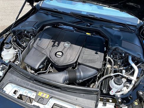 Used 2024 Mercedes-Benz C 300 4MATIC Sedan image 24