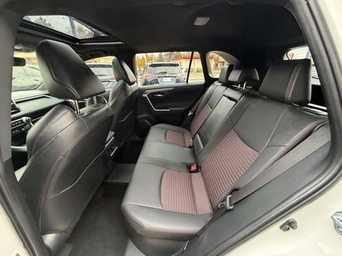 Used 2022 Toyota RAV4 XSE w/ Weather Package image 15