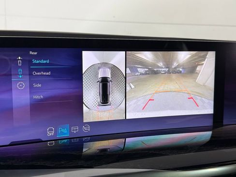 Used 2025 Cadillac Escalade IQ Luxury 1 image 31