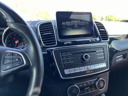 Used 2016 Mercedes-Benz GLE 400 4MATIC image 18