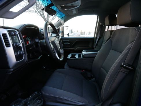 Used 2017 GMC Sierra 2500 SLE w/ HD SLE Preferred Plus Package image 9