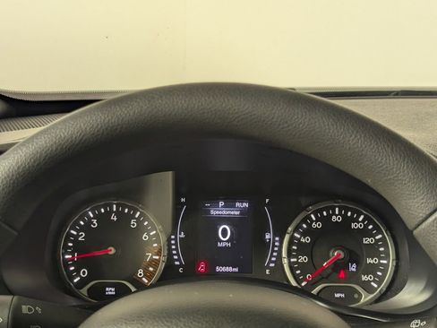 Used 2023 Jeep Renegade Latitude image 20