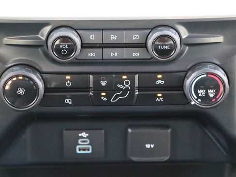 Used 2023 Ford F250 XLT AWD/4WD image 16
