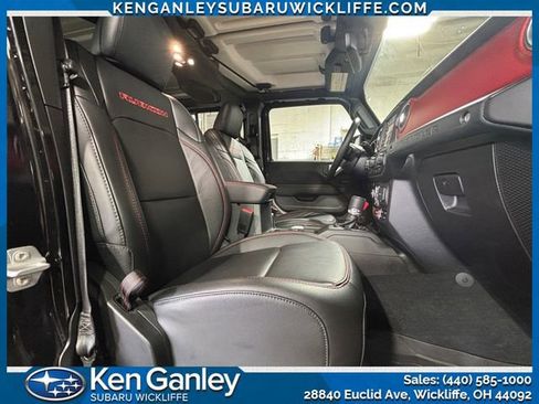 Used 2022 Jeep Wrangler Unlimited Rubicon w/ Cold Weather Group AWD/4WD image 28