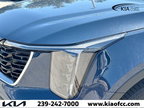 New 2026 Kia Sorento S w/ S Panoramic Sunroof Package image 9