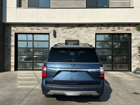Used 2019 Ford Expedition Limited w/ Special Edition Package AWD/4WD image 4