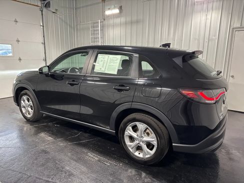Used 2025 Honda HR-V LX image 2