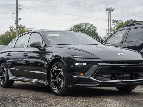 New 2026 Hyundai Sonata SEL FWD image 1