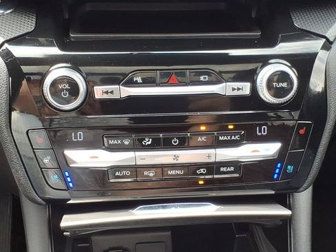 Used 2021 Ford Explorer ST w/ Equipment Group 401A AWD/4WD image 18