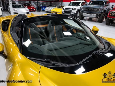 Used 2024 Ferrari SF90 Spider AWD/4WD image 39