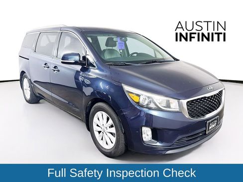 Used 2016 Kia Sedona EX image 1