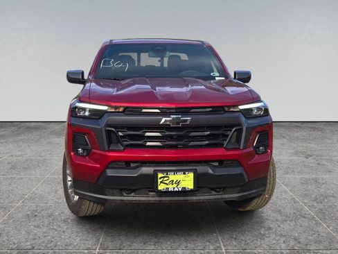 New 2026 Chevrolet Colorado LT w/ LT Convenience Package AWD/4WD image 2
