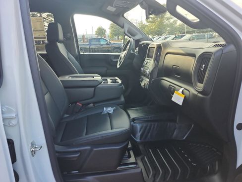 New 2026 GMC Sierra 2500 Pro image 11