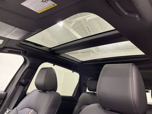 Certified 2025 MAZDA CX-90 Plug-In Hybrid w/ Premium Plus image 24