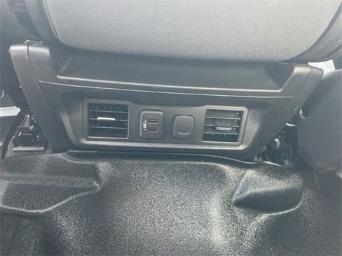 Certified 2020 Chevrolet Silverado 1500 LT w/ All-Star Edition image 21