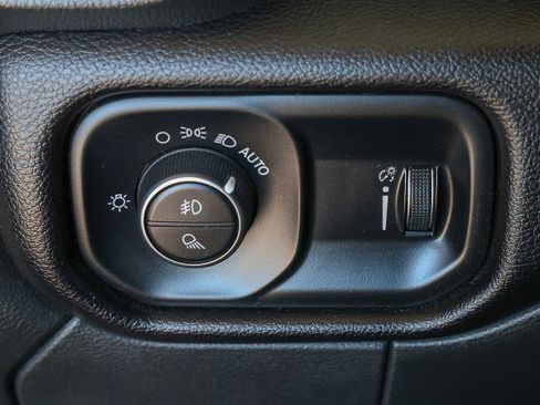 Used 2024 RAM 2500 Big Horn image 26