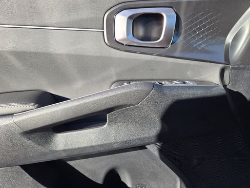 New 2026 Kia Sorento S w/ S Panoramic Sunroof Package image 16