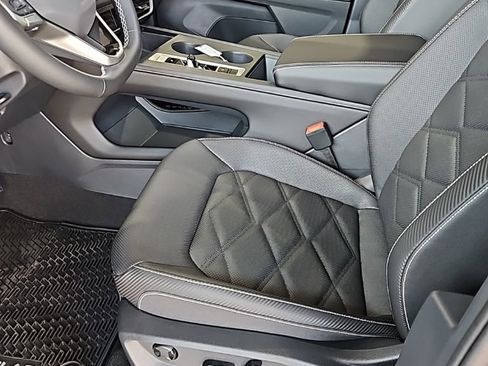 New 2026 Volkswagen Atlas Cross Sport SE FWD image 27