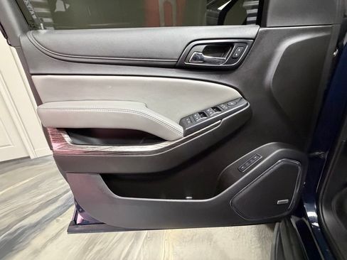 Used 2020 Chevrolet Tahoe LT w/ Luxury Package AWD/4WD image 58
