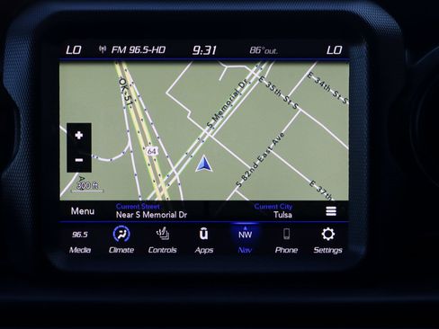 Used 2021 Jeep Wrangler Unlimited Sport AWD/4WD image 11