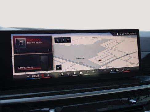 Used 2024 BMW X5 xDrive40i w/ M Sport Package image 7