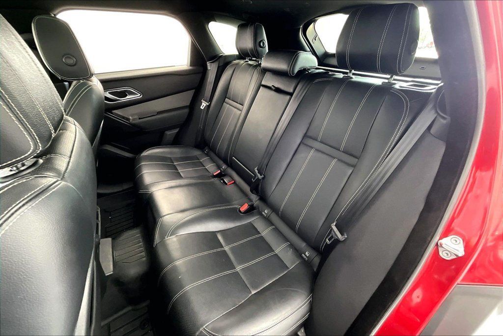 Used 2022 Land Rover Range Rover Velar S AWD/4WD image 34