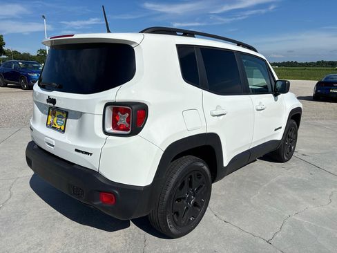 Used 2019 Jeep Renegade Sport AWD/4WD image 4